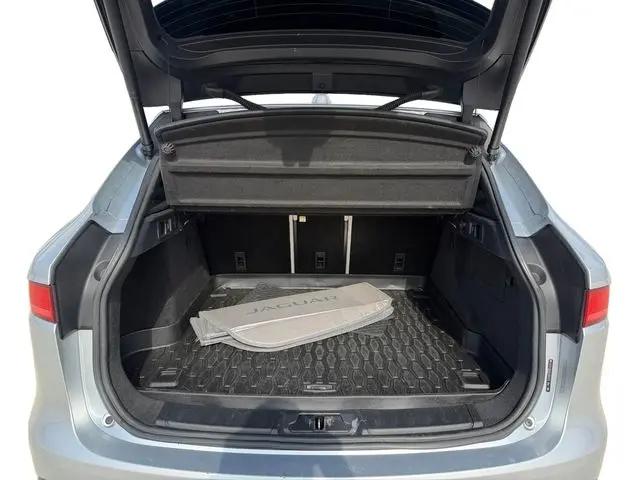 2017 Jaguar F-PACE 35t Prestige
