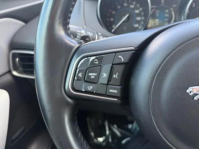 2017 Jaguar F-PACE 35t Prestige