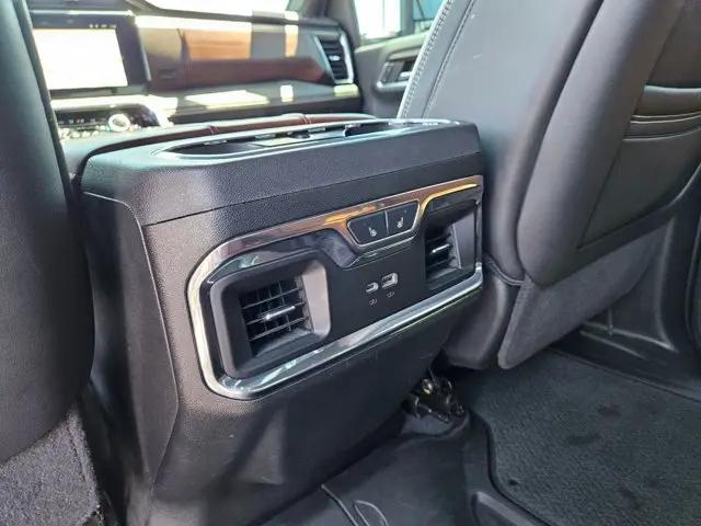 2024 GMC Sierra 3500HD 4WD Crew Cab Standard Bed Denali Ultimate