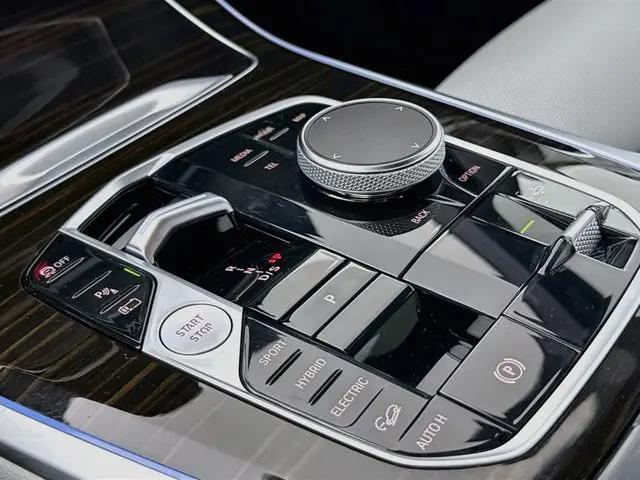 2024 BMW X5 xDrive50e