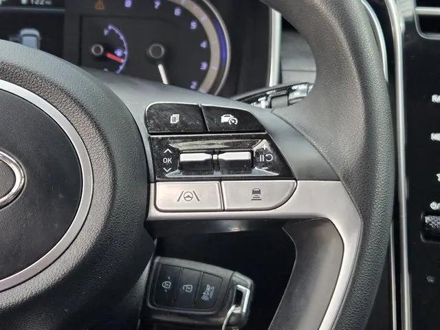 2023 Hyundai Tucson SE