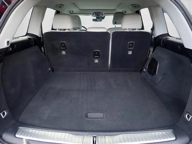 2022 Jeep Grand Cherokee Overland 4x4
