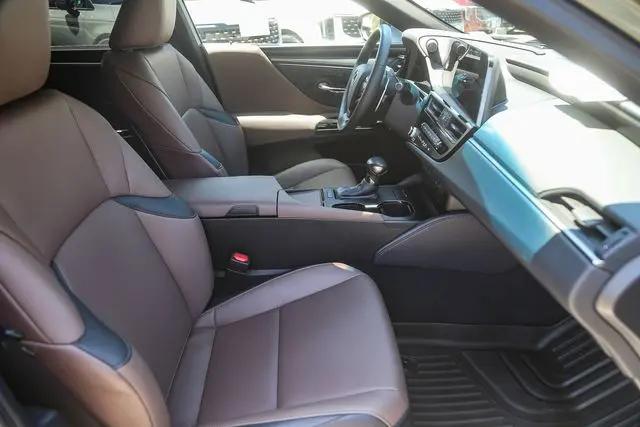2025 Lexus ES 350 ES 350