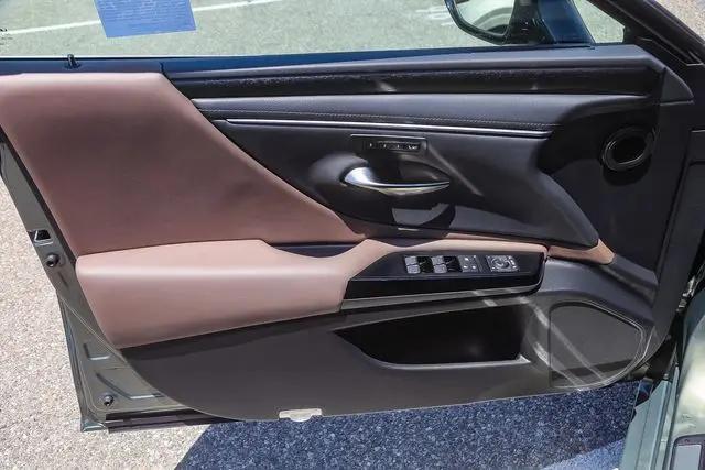 2025 Lexus ES 350 ES 350
