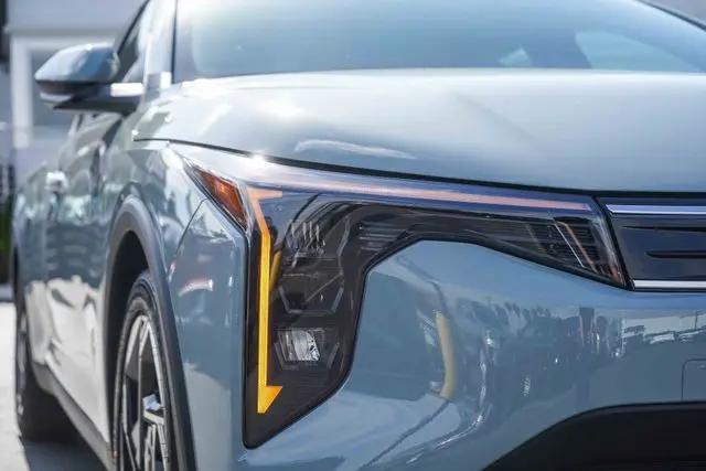 2026 Kia K4 EX