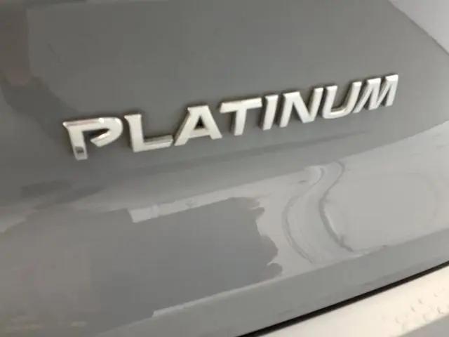 2024 Nissan Pathfinder Platinum FWD