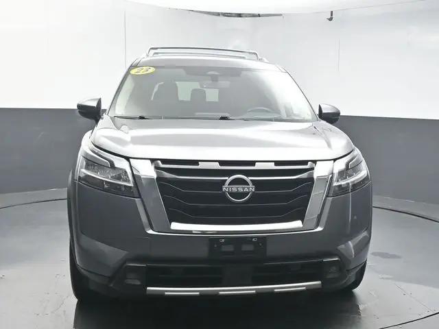 2023 Nissan Pathfinder Platinum 4WD