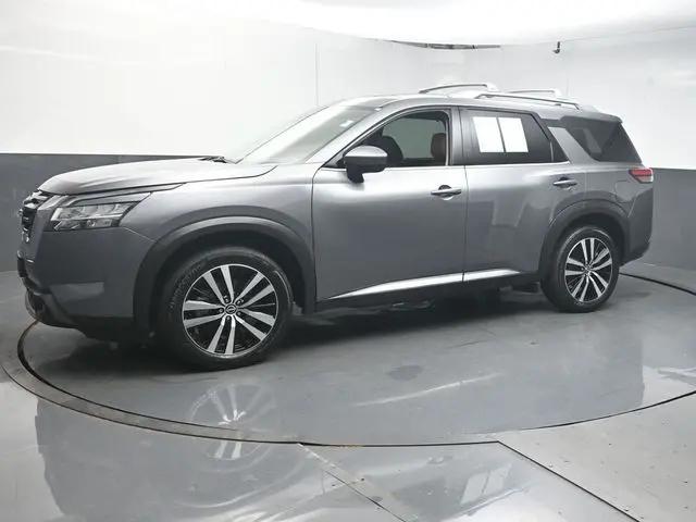 2023 Nissan Pathfinder Platinum 4WD