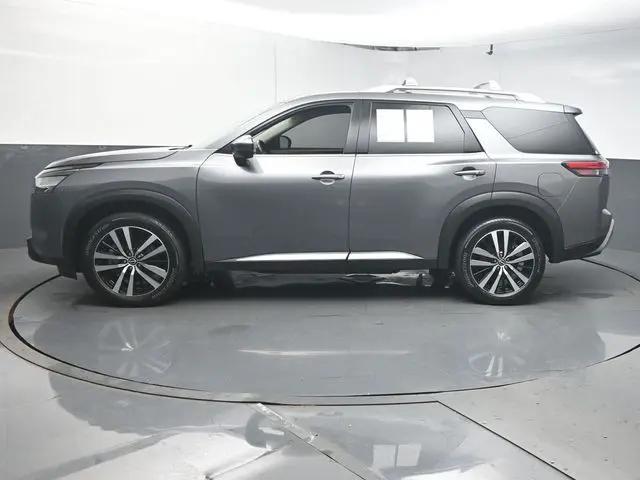 2023 Nissan Pathfinder Platinum 4WD