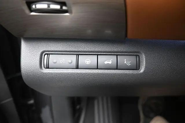 2023 Nissan Pathfinder Platinum 4WD