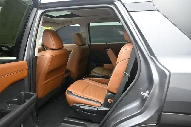 2023 Nissan Pathfinder Platinum 4WD