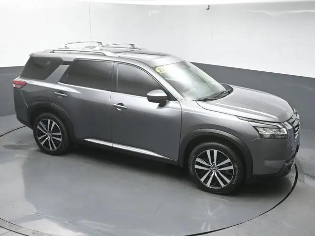 2023 Nissan Pathfinder Platinum 4WD