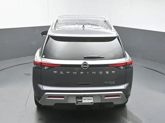 2023 Nissan Pathfinder Platinum 4WD