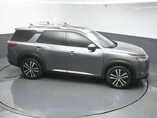 2023 Nissan Pathfinder Platinum 4WD