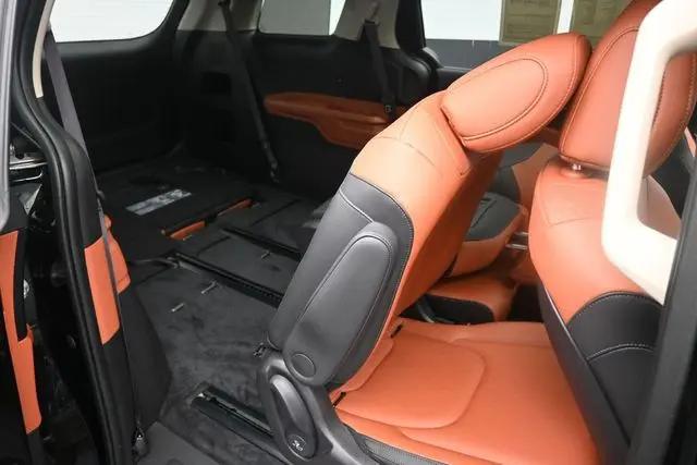 2026 Kia Carnival MPV SX