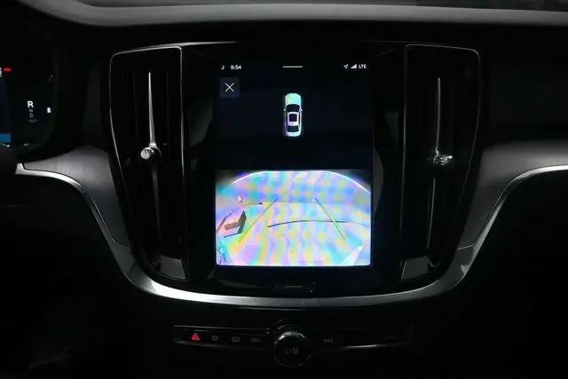 2024 Volvo S60 B5 Core Dark Theme