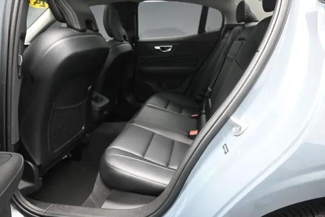 2024 Volvo S60 B5 Core Dark Theme