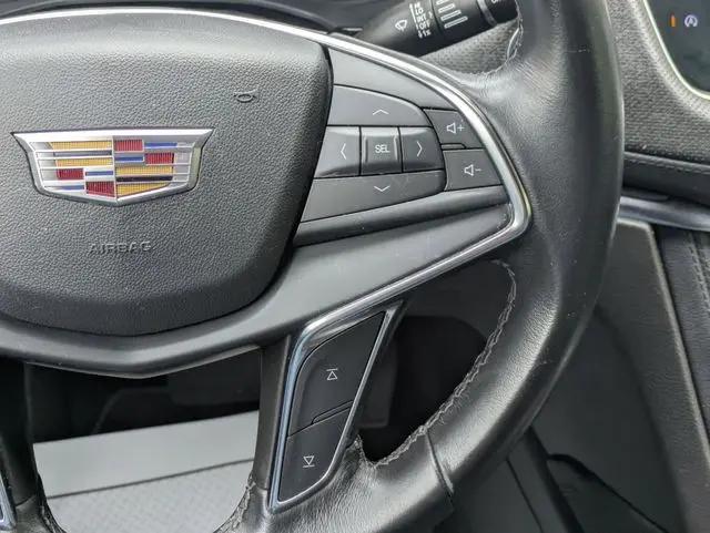 2022 Cadillac XT5 AWD Luxury