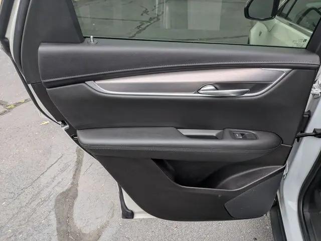 2022 Cadillac XT5 AWD Luxury
