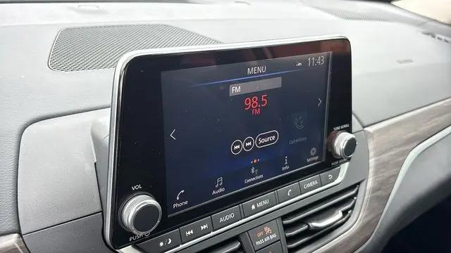 2025 Nissan Altima SV FWD
