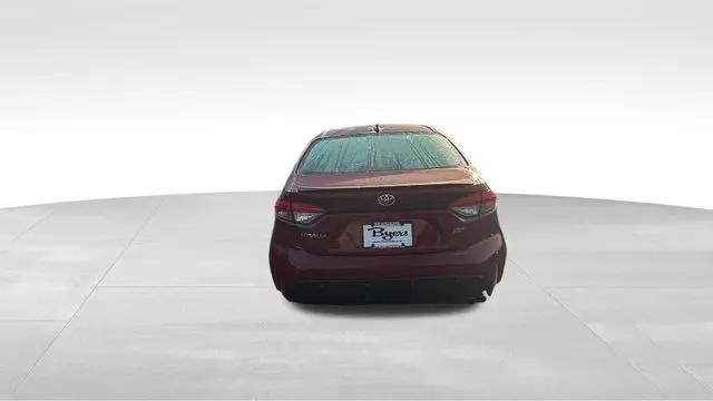 2025 Toyota Corolla SE