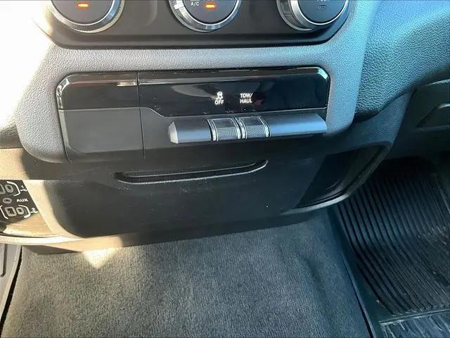 2019 Ram 1500 Big Horn/Lone Star Quad Cab 4x4 6'4" Box