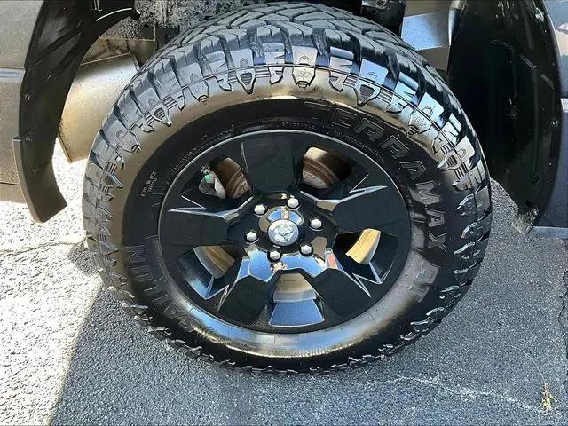 2019 Ram 1500 Big Horn/Lone Star Quad Cab 4x4 6'4" Box