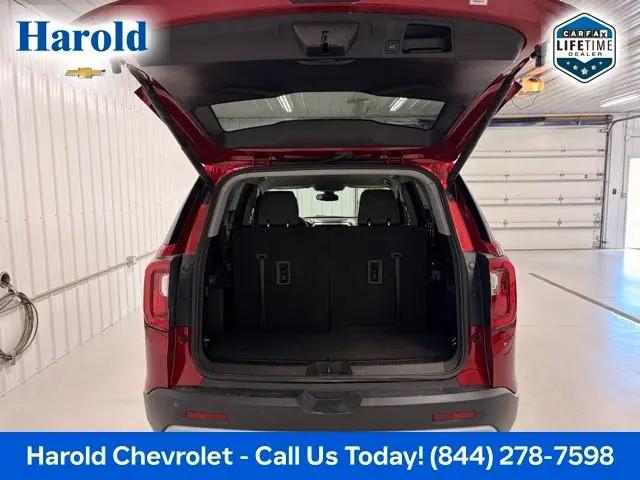 2023 GMC Acadia SLT