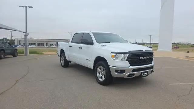 2024 Ram 1500 Big Horn Crew Cab 4x4 5'7" Box