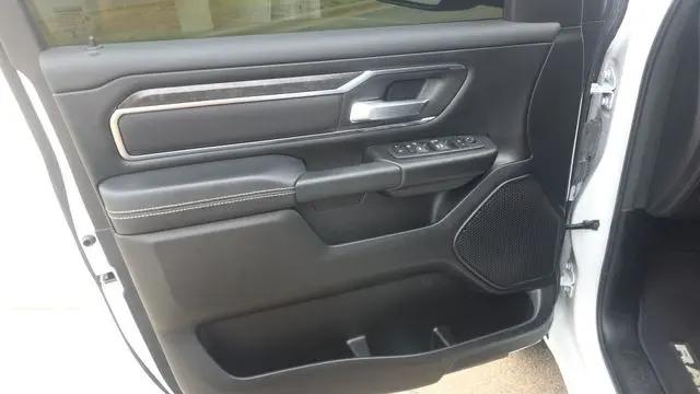 2024 Ram 1500 Big Horn Crew Cab 4x4 5'7" Box