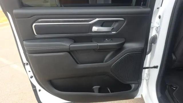 2024 Ram 1500 Big Horn Crew Cab 4x4 5'7" Box