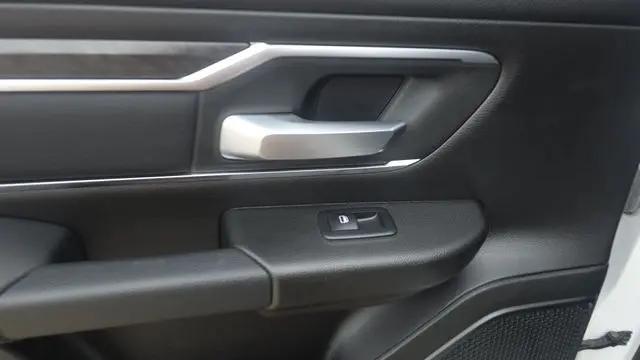2024 Ram 1500 Big Horn Crew Cab 4x4 5'7" Box