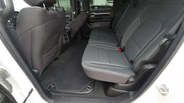 2024 Ram 1500 Big Horn Crew Cab 4x4 5'7" Box