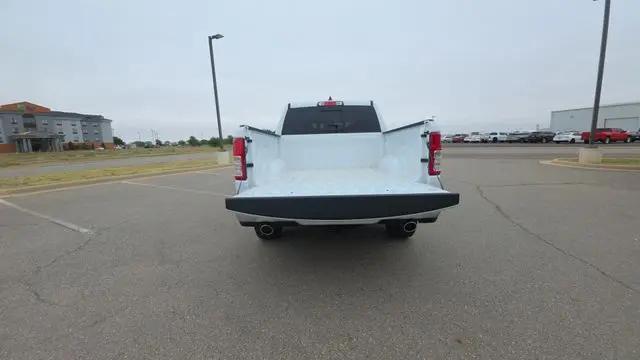 2024 Ram 1500 Big Horn Crew Cab 4x4 5'7" Box