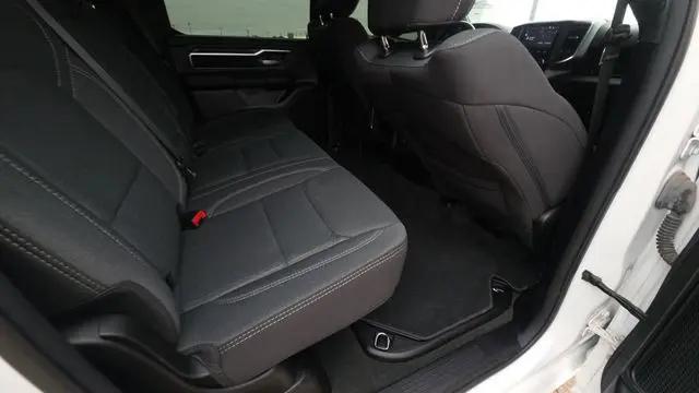 2024 Ram 1500 Big Horn Crew Cab 4x4 5'7" Box