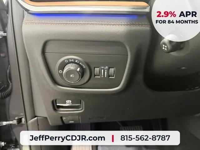 2026 Jeep Grand Cherokee L Summit 4x4