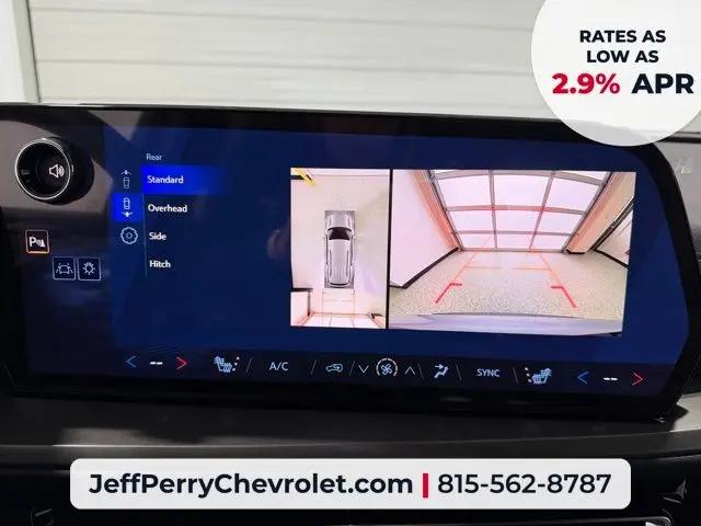2026 Chevrolet Traverse AWD LT