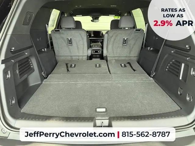 2026 Chevrolet Traverse AWD LT