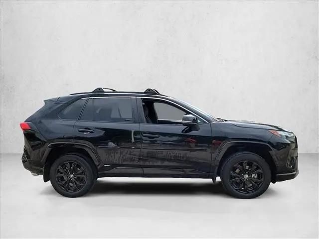 2025 Toyota RAV4 Hybrid SE