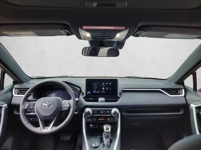 2025 Toyota RAV4 Hybrid SE