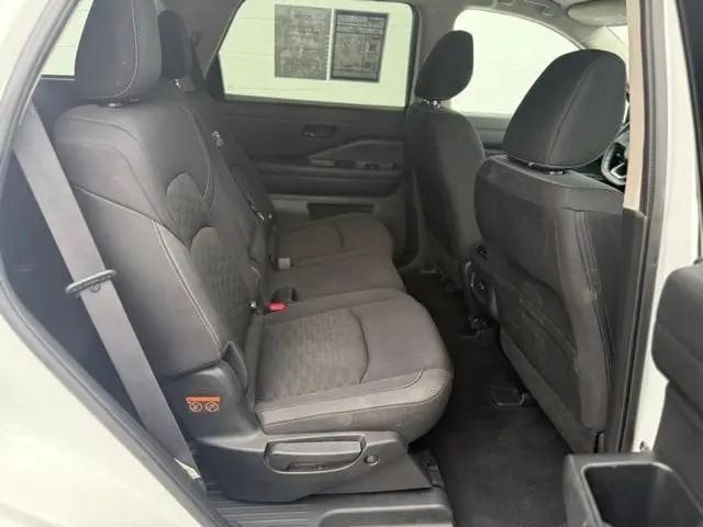2023 Nissan Pathfinder SV 4WD