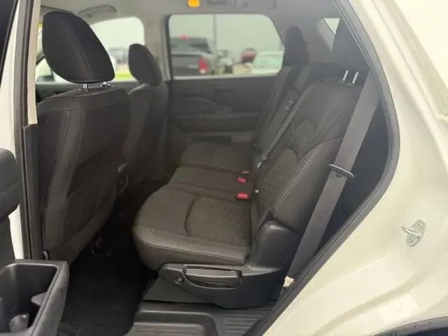 2023 Nissan Pathfinder SV 4WD