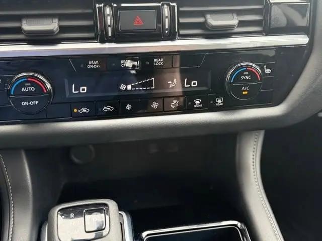2023 Nissan Pathfinder SV 4WD