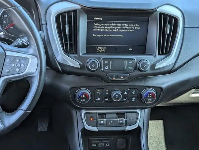 2024 GMC Terrain FWD SLT