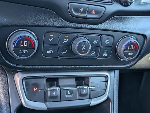 2024 GMC Terrain FWD SLT