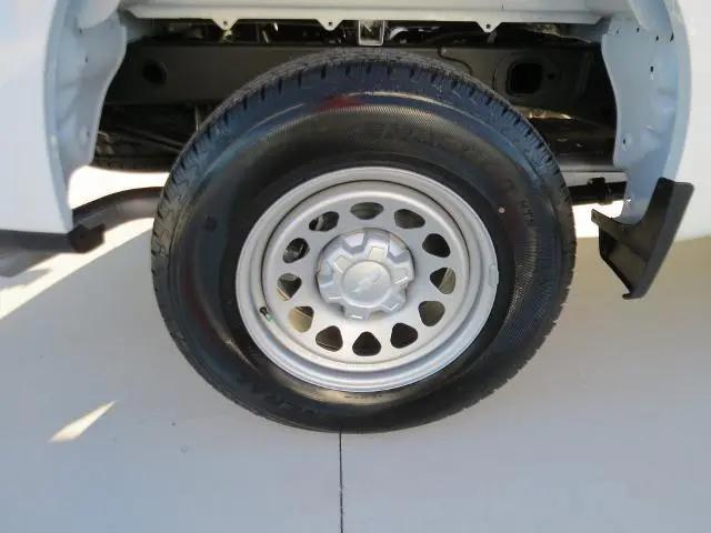 2026 Chevrolet Silverado 1500 4WD Crew Cab Short Bed WT