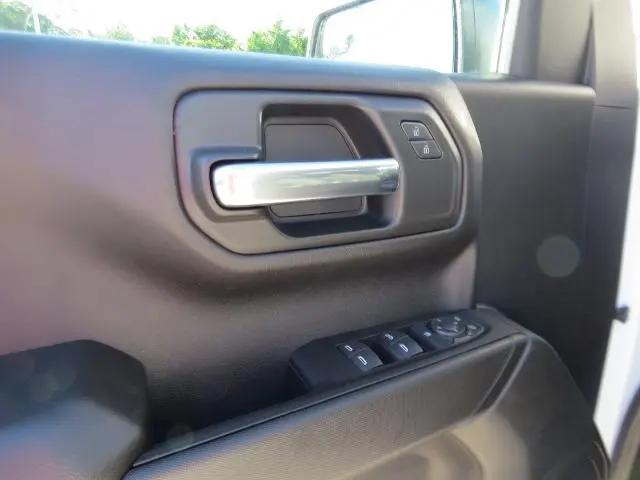 2026 Chevrolet Silverado 1500 4WD Crew Cab Short Bed WT