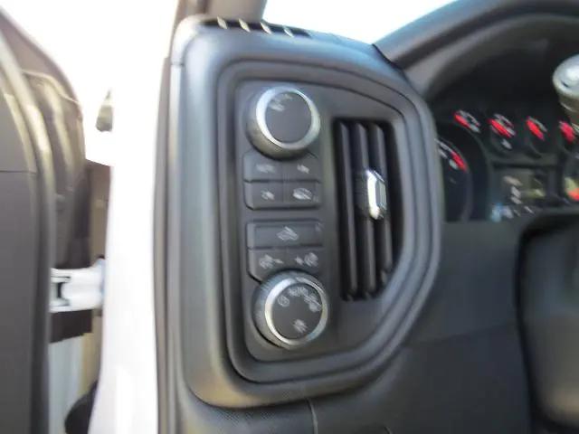 2026 Chevrolet Silverado 1500 4WD Crew Cab Short Bed WT