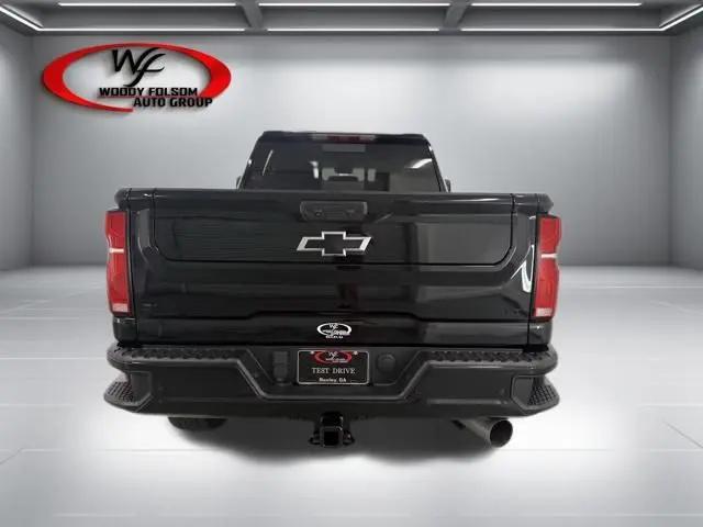 2024 Chevrolet Silverado 2500HD 4WD Crew Cab Standard Bed LT