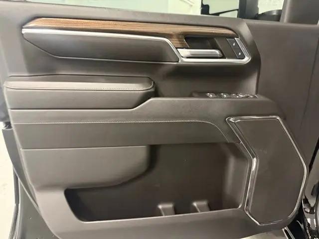 2024 Chevrolet Silverado 2500HD 4WD Crew Cab Standard Bed LT